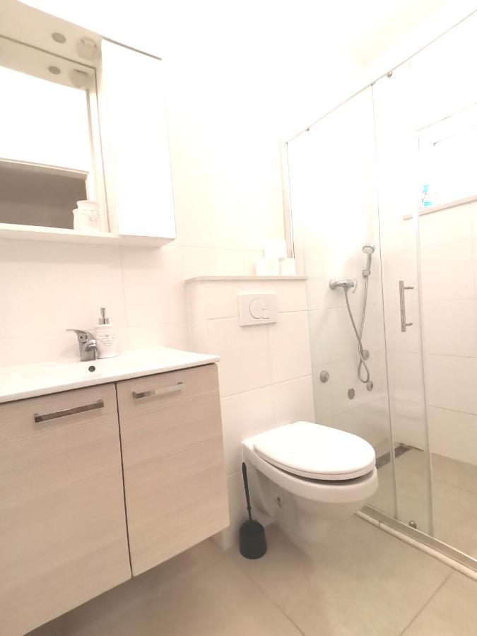 Superior Apt, 4 Rooms, 4 Bathrooms Promajna Exterior foto
